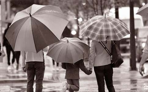 写给父母的一封信_给爸爸妈妈的信作文