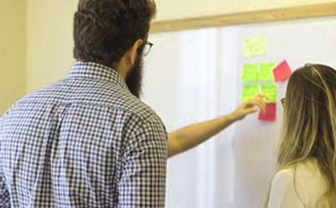 我的班主任老师写人作文