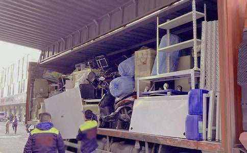 蚂蚁搬家的作文600字四篇