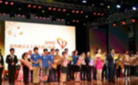 【热】颁奖典礼作文