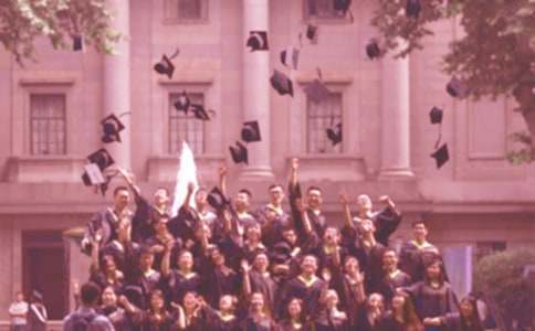 ��ҵ����600�֣�ͨ��35ƪ��