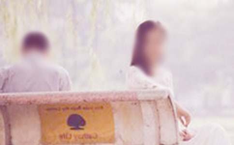 ��ĸ��������600����ƪ