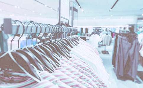 服装销售的年终总结(精选15篇)