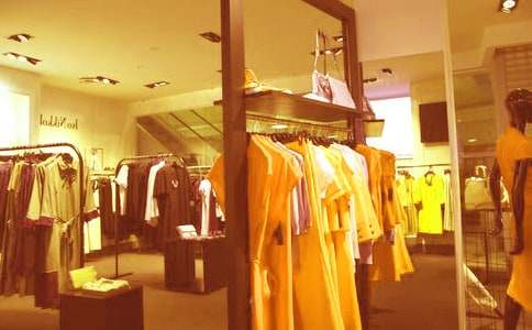 服装销售年度工作总结(合集15篇)