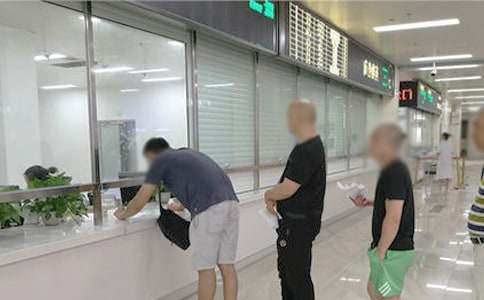 ����ҽ����Ա�Һ��Ҹ��������ܽᣨ��ѡ11ƪ��