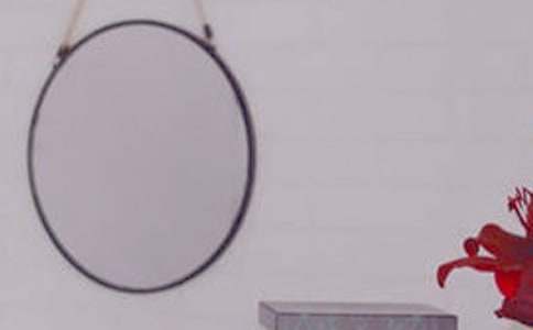 照镜子游戏作文