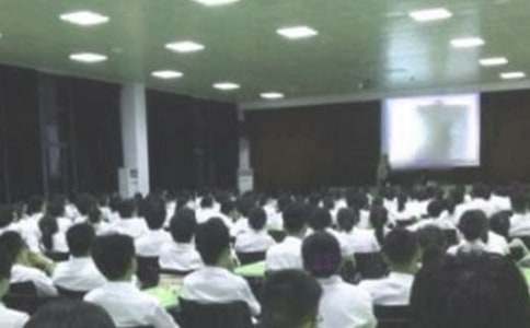 ����ѡ�����о�Ƹ�����ݽ���4ƪ