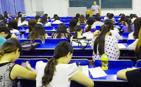 【必备】考试反思作文400字三篇