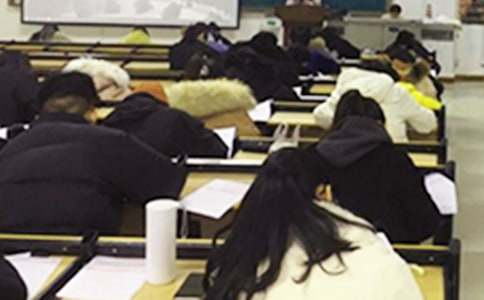 ���ڿ��Է�˼����400�ּ���8ƪ