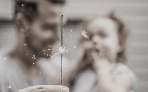 ����Ů������з���