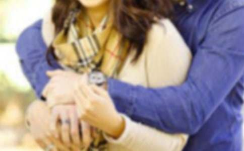 ���º�Ů��˯ǰС����