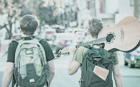 ������Т�����꡷�ۺ�У�ͨ��40ƪ��