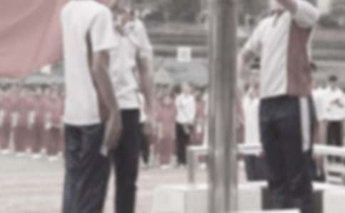 高中升国旗讲话稿