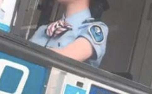 ҽԺ�շ�Ա���˹����ܽ�(����12ƪ)