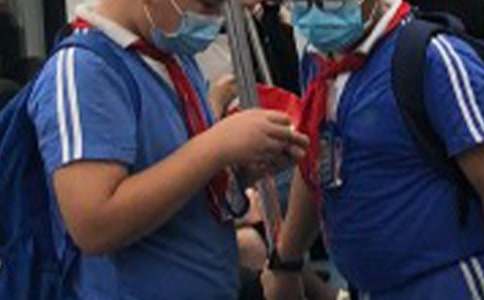 难忘的小学生活优秀六年级作文