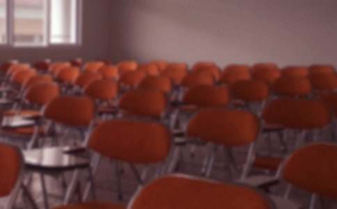 δ����ѧУ�������ģ�����15ƪ��