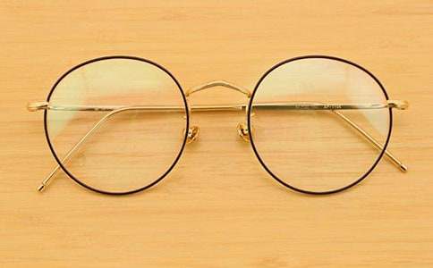 抒情作文戴眼镜的烦恼作文500字