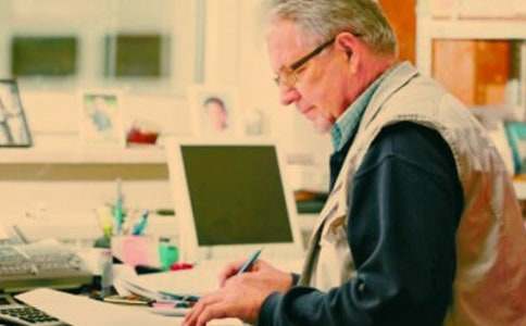 爷爷的手作文600字三篇