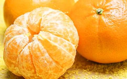 小猪买橘子的睡前故事